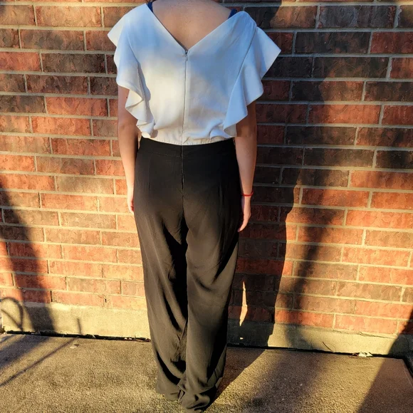 ASOS Jumpsuit Womens 8 Black White Ruffle Sleeve Colorblock Party One Piece - Picture 3 of 16